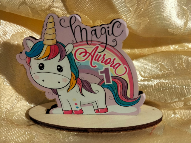 Applicazione Unicorno con Base🎂🦄🎁