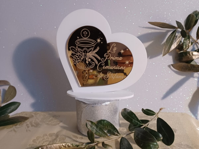 Cuore con Incisione Personalizzata e Base d'Appoggio - Misure: cm 12 x cm 12 💒❤️